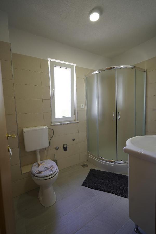 Studio Apartman M&F Apartment Сплит Екстериор снимка