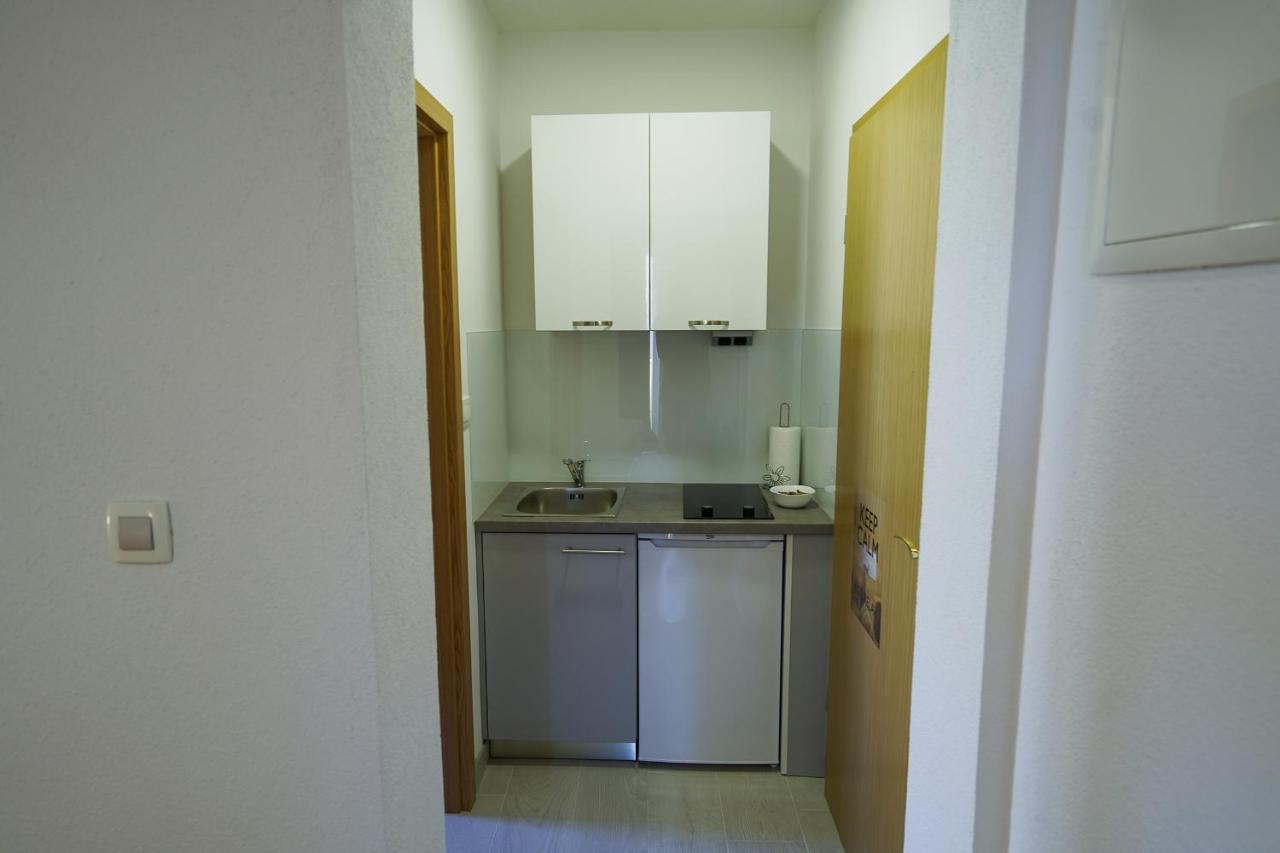Studio Apartman M&F Apartment Сплит Екстериор снимка